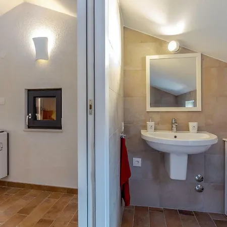 Li Apartment