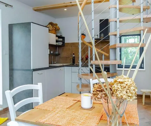Apartment Li *