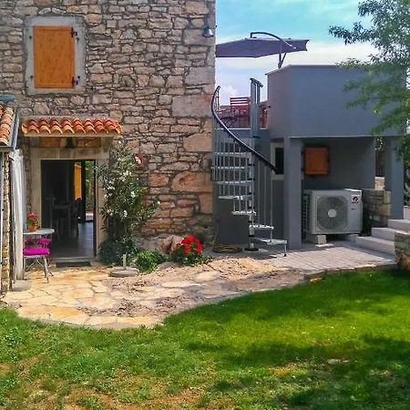 Li Tar-Vabriga